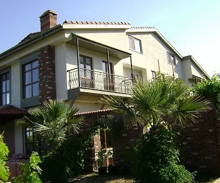 فندق Panion Park